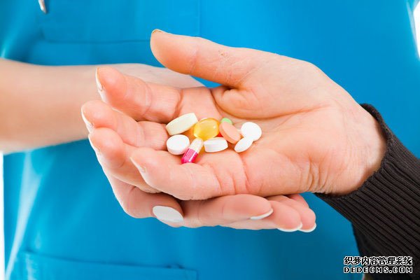 运城众泰肛肠医院：慢性胃炎治疗药物，你都分清楚了吗？