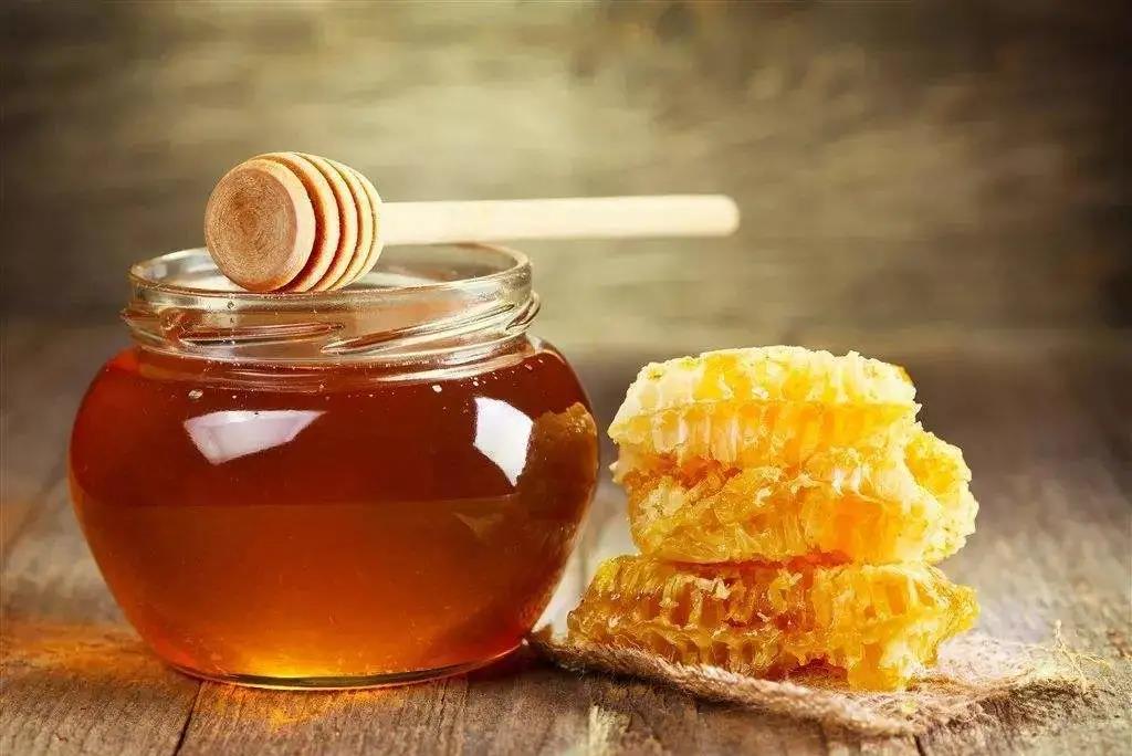 运城众泰肛肠医院：这三种常吃的食物，竟和胃溃疡有这么大关系！