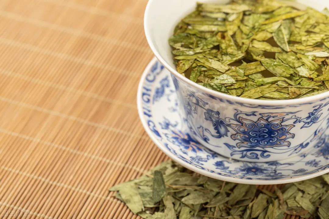 运城众泰肛肠医院：一便秘就吃泻药？小心遭结肠黑便病！